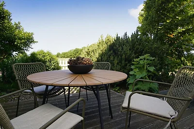 Haus Breeghus FeWo Boddenkoje: Terrasse