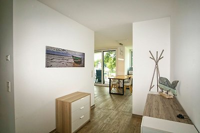 Haus Hafenkieker FeWo 08: Balkon, Hafenblick