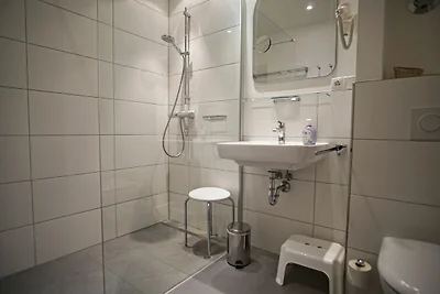 Meeresblick FeWo46: Balkon, Sauna, Schwimmbad