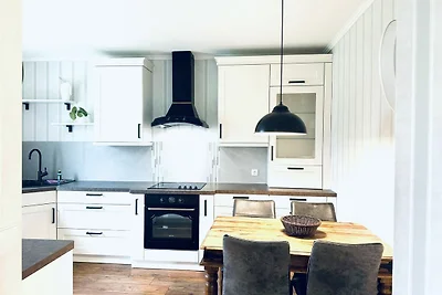 F-1112 Ferienwohnung Lobbe FeWo 01: strandnah...