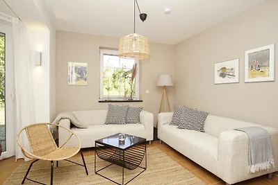 Haus Breeghus FeWo Boddenkoje: Terrasse