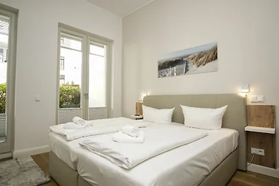 FIRST Sellin FeWo2.3: Terrasse, Sauna,...