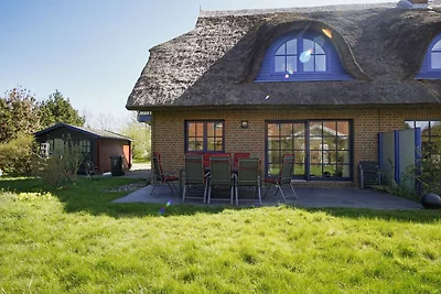 Reethaus Wiek Haus: Terrasse, Garten