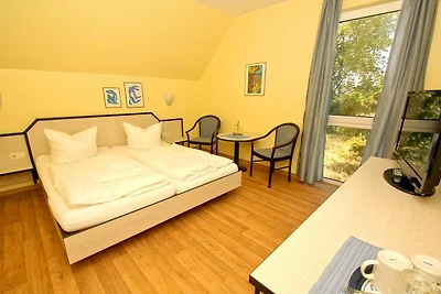 F-1010 Strandhaus Mönchgut Bed&Breakfast DZ 3...