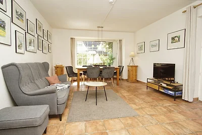 Landhaus Wildrose FeWo EG: Terrasse, ruhige...