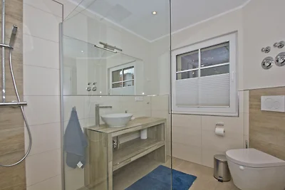 Ferienhaus Auszeit FeWo2: Gartennutzung,...