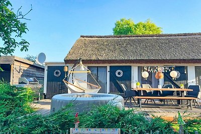 Ferienhaus Büdnerstube Haus: Garten, Sauna,...