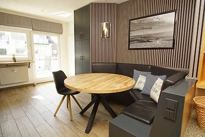 Appartements Eldena FeWo15: strandnah, Balkon