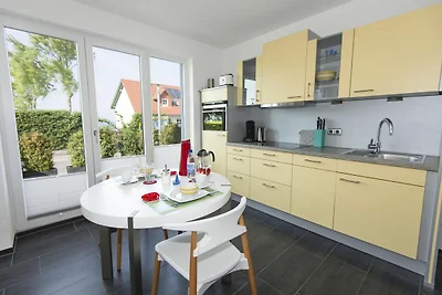 Haus Ostseeblick 1 FeWo Backbord: Terrasse