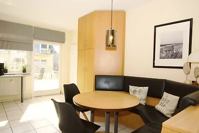 Appartements Eldena FeWo15: strandnah, Balkon