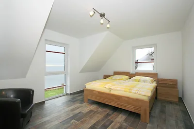 F-1037 Ferienhaus Neuendorf Haus: Terrasse, G...