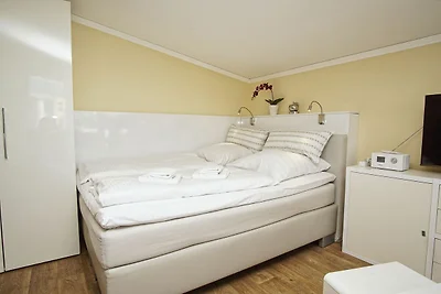 Meeresblick FeWo58: Balkon, Sauna, Schwimmbad