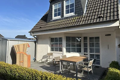 Ferienhaus rund achtern