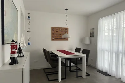 Ferienhaus rund achtern