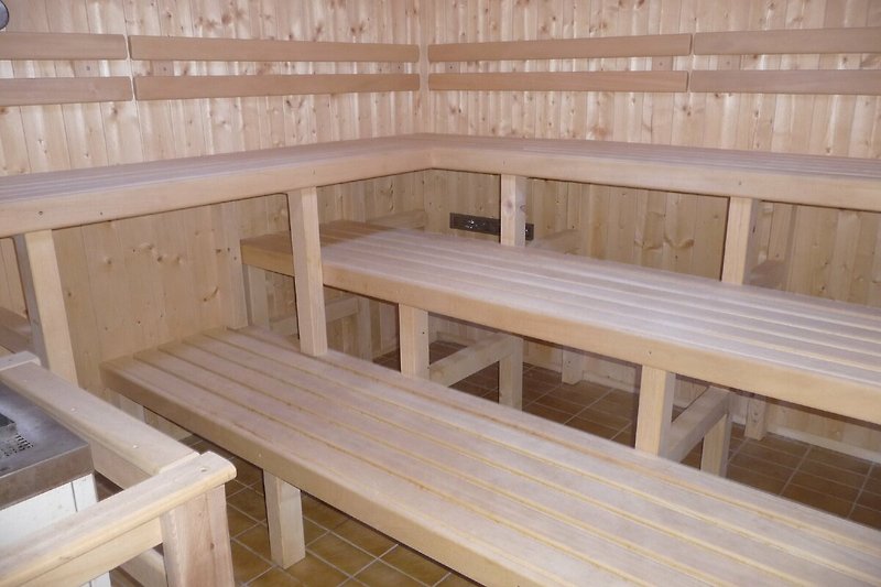Finnische Sauna, ca. 80 Grad