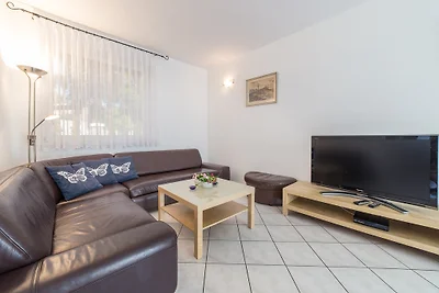 Ferienhaus am Meer mit Garage