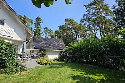 Ferienhaus am Meer mit Garage