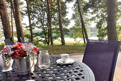 JW MAZURY Ferienhaus Orzeł mit Steg