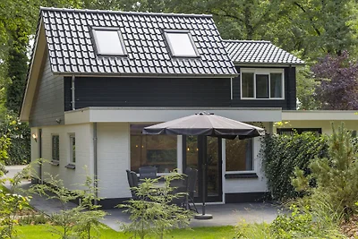 Bos Bungalow 6 personen met Hottub óf Jacuzzi...