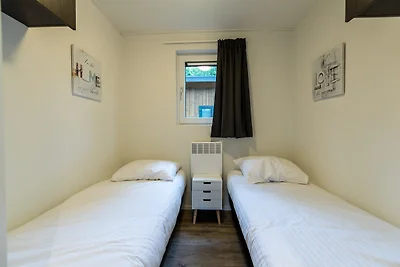 Wood Lodge Eco 4 Personen mit Hottub oder Jac...