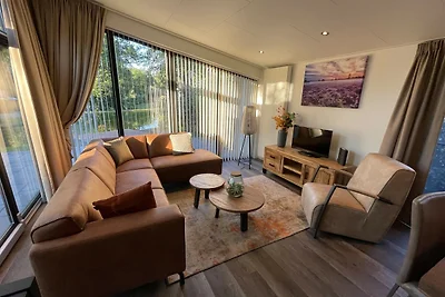 Bos Lodge 75 Eco 4 Personen mit Jacuzzi