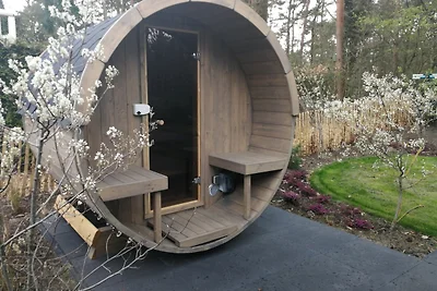 Bos Lodge 75 Eco 6 Personen mit Hot tub und...