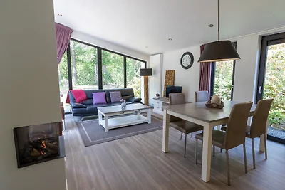 Bos Lodge 75 4 personen met Hottub