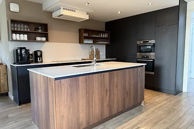 Boshuys mit Jacuzzi & Sauna | 20 Personen