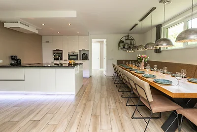 Boshuys für 20 Personen mit Jacuzzi und Sauna