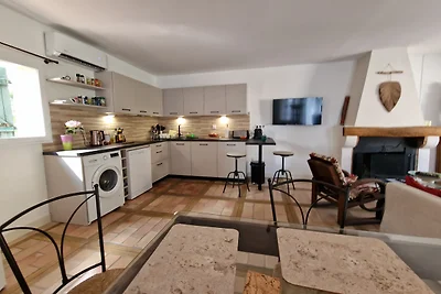 Prieuré St. Martial Le Chapitre