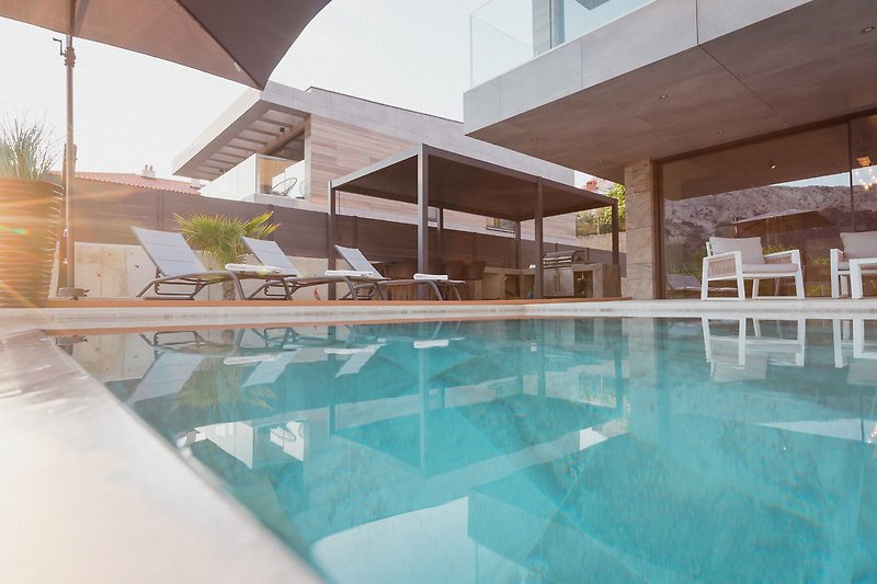 Schone villa mit privatem pool