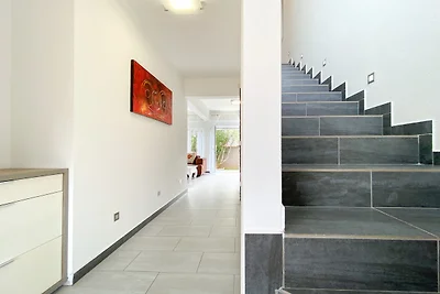 Schöne Villa mit privatem Pool und Parkplatz, nahe am Meer