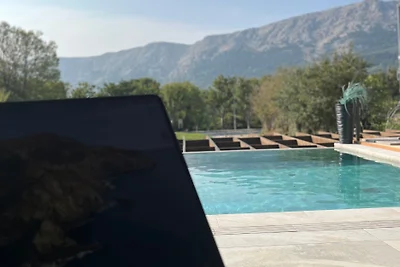 Villa mit beheiztem Infinity-Pool