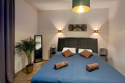 Schöne Villa mit privatem Pool, Tischtennis, Darts, kostenlosem WLAN und Parkplatz