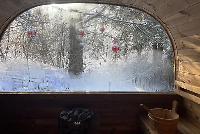 Ferienhaus am See in Lichtenberg By