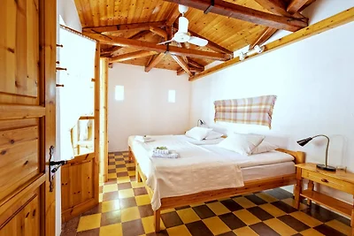 Daphnes apartments no.3