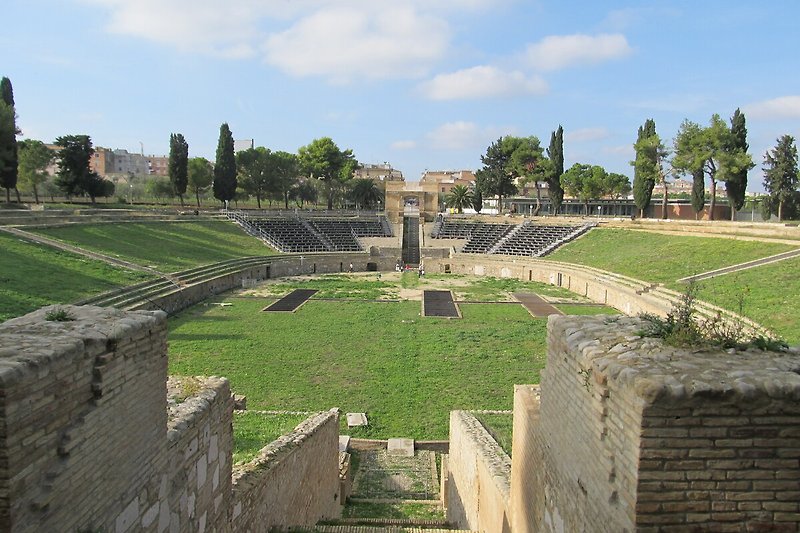 Entdecken Sie das Amphitheater in Luccera.