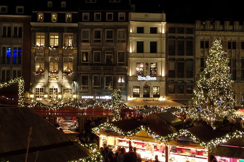 Weihnachtliche Atmosphäre in Aachen
