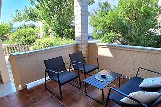 Apartment Nikolina 2 with Sea View