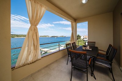 Villa Gulli - Apartment Blue with Sea View