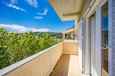 Apartment Nikolina 2 mit Meerblick