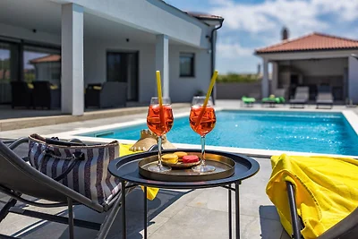 Villa Speranza with Private Illuminated Pool