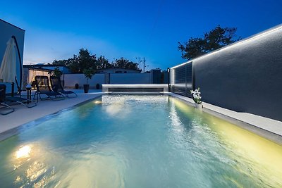 Villa Marsel (4+2) - Private Pool and Jacuzzi