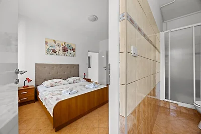 Ein-Zimmer-Apartment in Strandnähe - Villa...