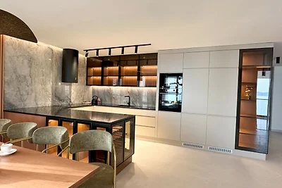 Schöne Wohnung direkt am Meer mit Aussicht