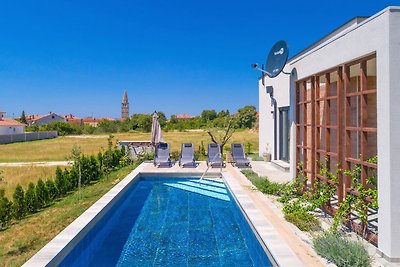 Villa Lily - Private Pool, Lovely Garden