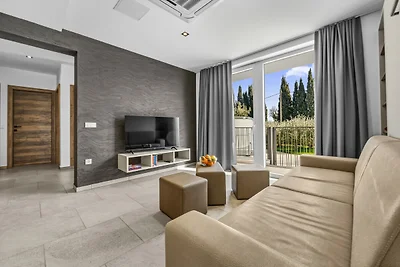 Lavanda Harmony Apartment