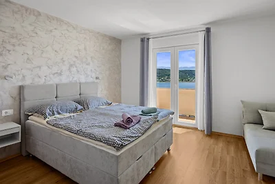 Apartment Nikolina 1 mit Meerblick
