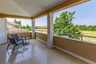 Lotus Elite Villa mit Pool und Whirlpool 5