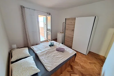 Apartment Nikolina 1 mit Meerblick